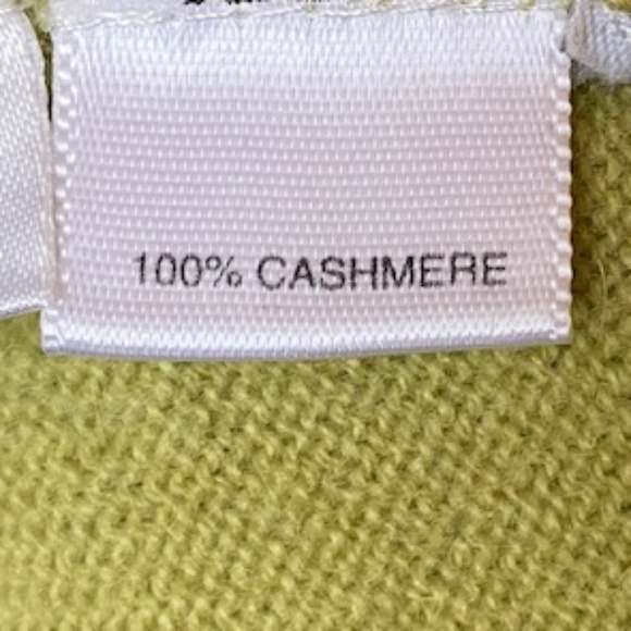 Ann Taylor 100% Cashmere V-neck Sweater Lime Green color Size Medium - Picture 13 of 13